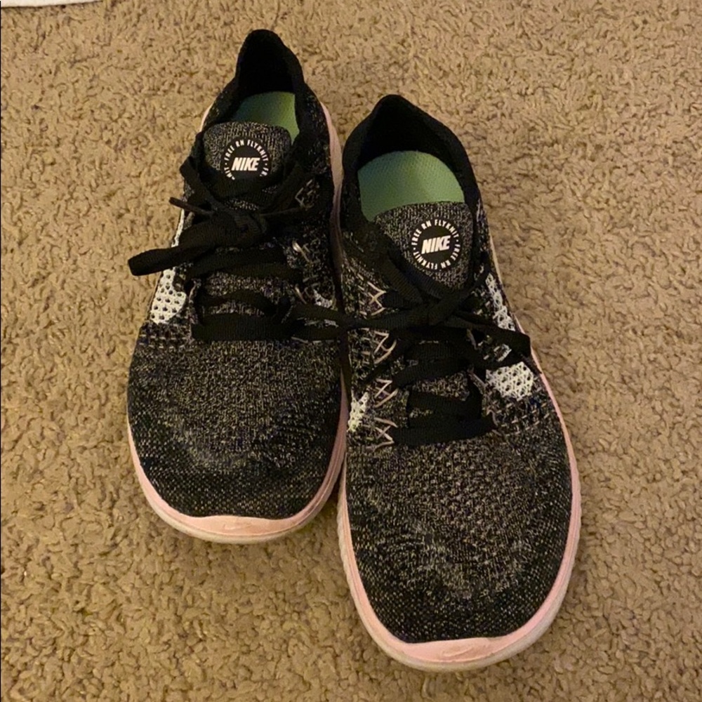 Nike Free RN Flyknit shoes